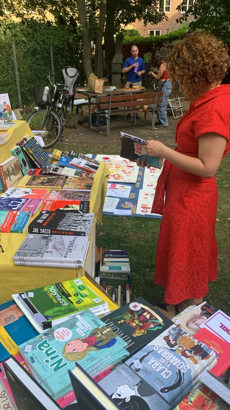 Puesto de libros de La Rinconera en una feria